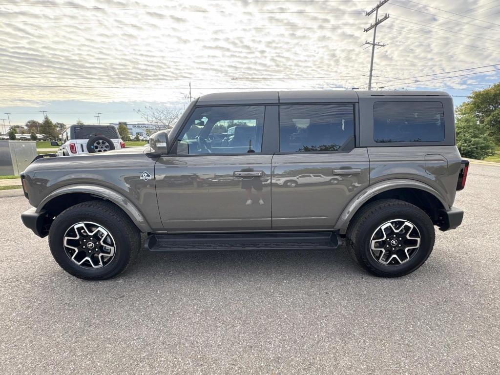 new 2025 Ford Bronco car, priced at $52,241
