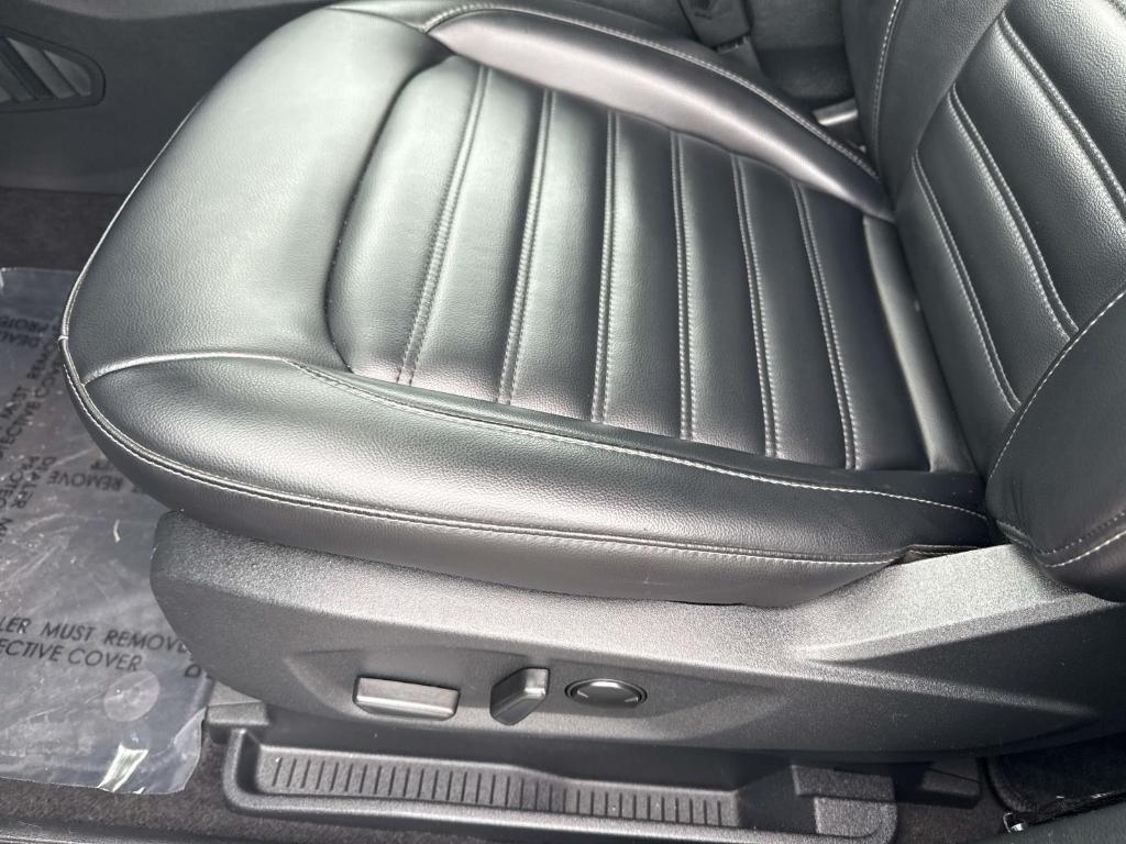 used 2024 Ford Edge car, priced at $26,344