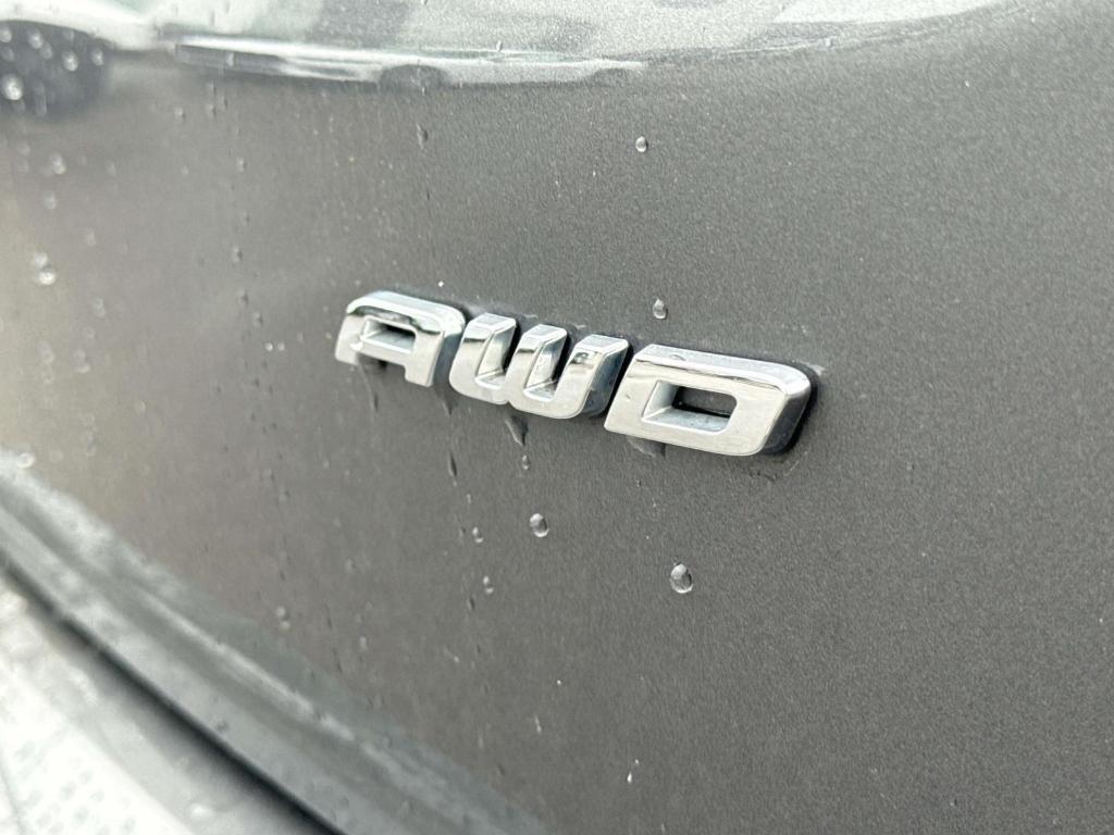 used 2024 Ford Edge car, priced at $26,344