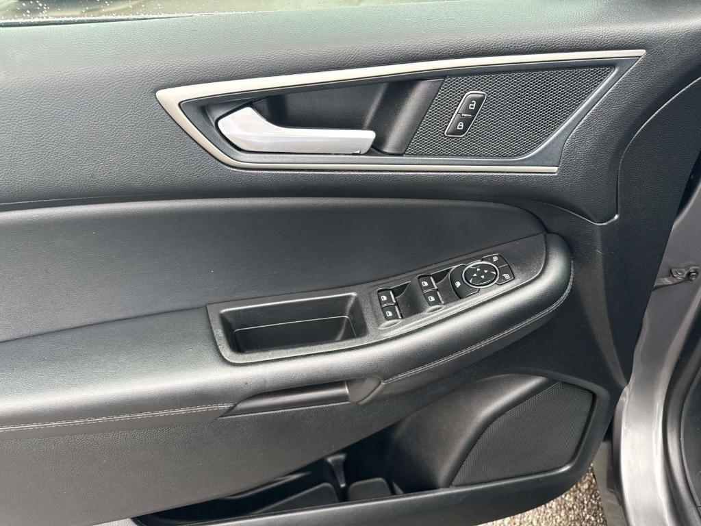 used 2024 Ford Edge car, priced at $26,344