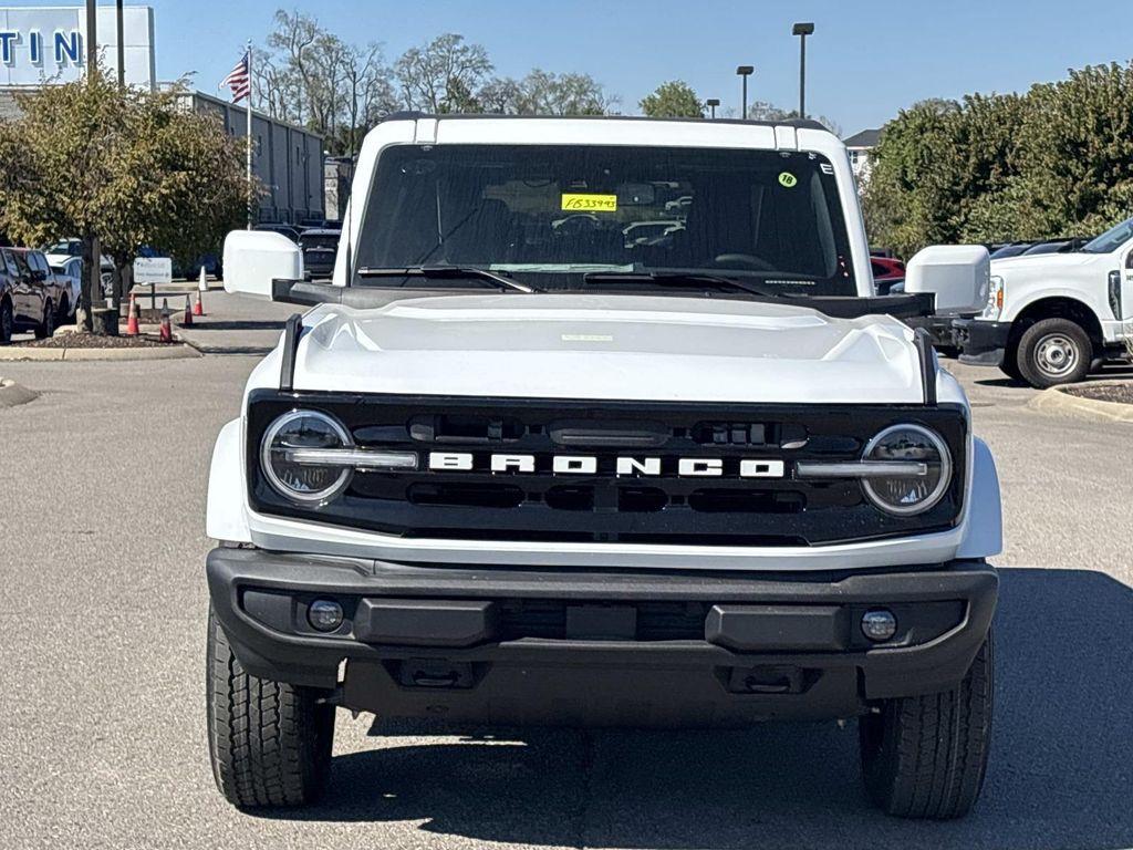 new 2025 Ford Bronco car, priced at $47,227