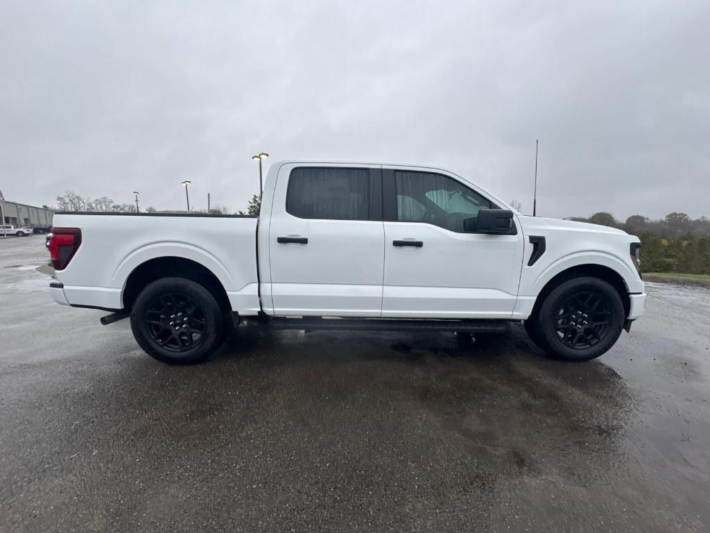 new 2024 Ford F-150 car, priced at $49,915