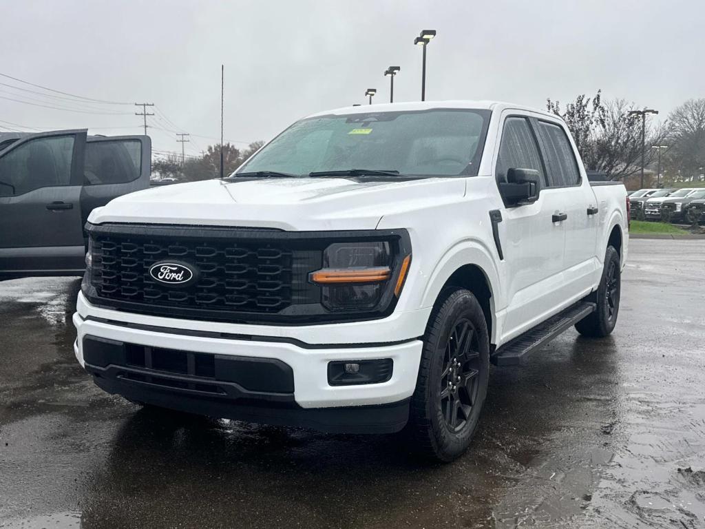 new 2024 Ford F-150 car, priced at $49,915