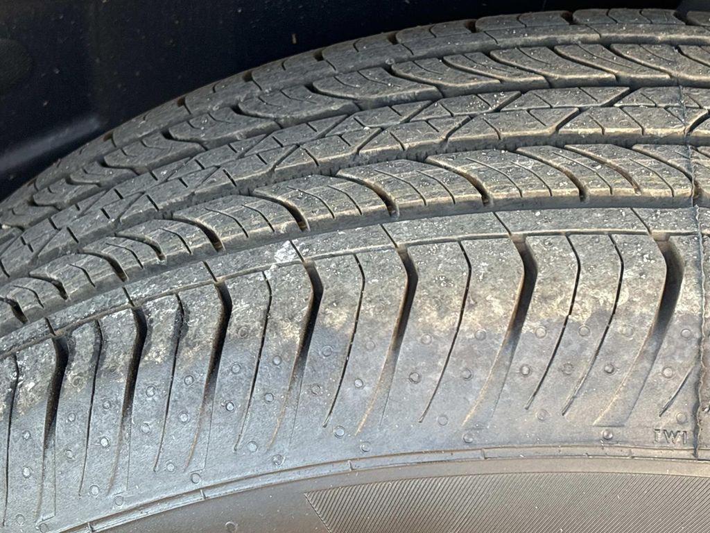 new 2025 Ford Maverick car, priced at $30,465