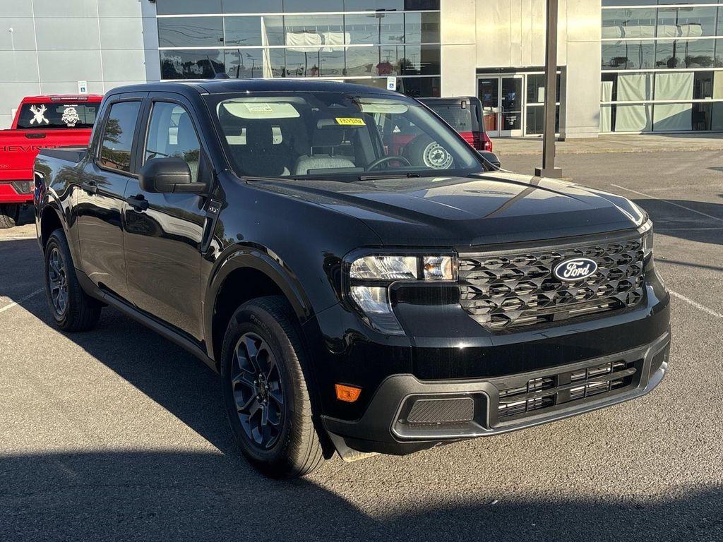 new 2025 Ford Maverick car, priced at $30,465