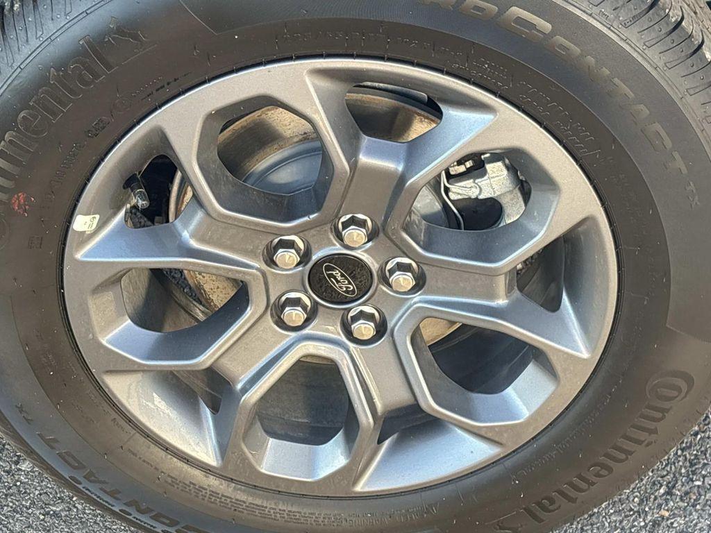 new 2025 Ford Maverick car, priced at $30,465