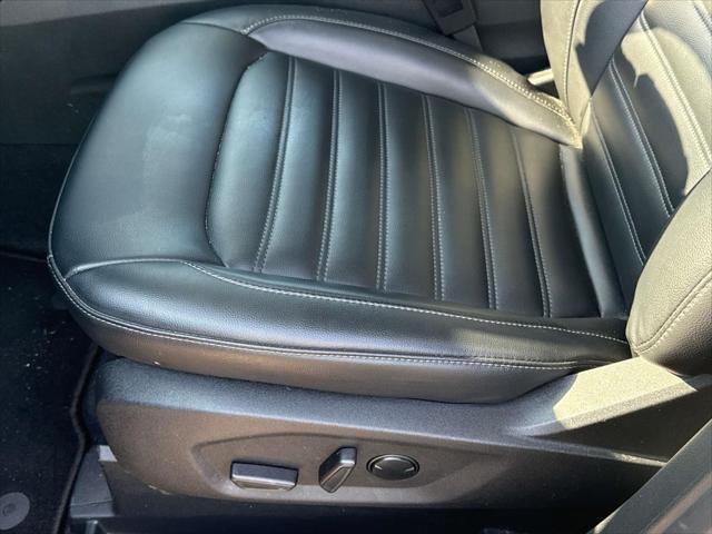 used 2022 Ford Edge car, priced at $25,444