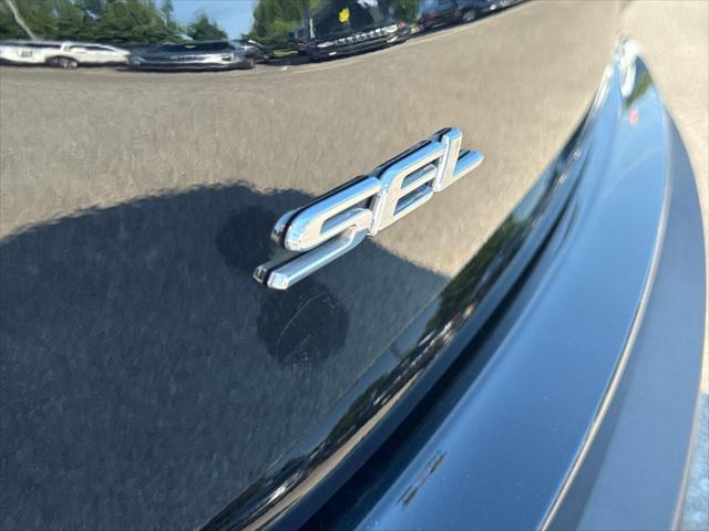 used 2022 Ford Edge car, priced at $25,444