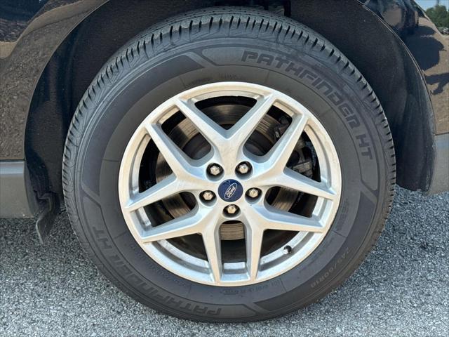 used 2022 Ford Edge car, priced at $25,444