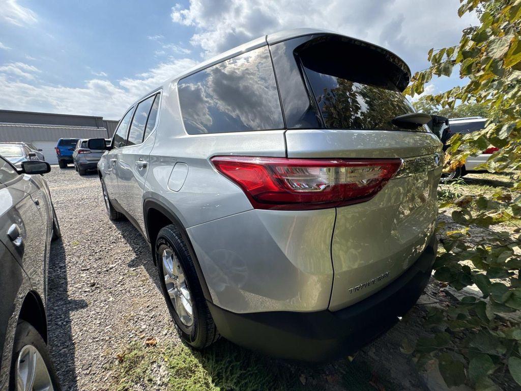 used 2021 Chevrolet Traverse car, priced at $26,944