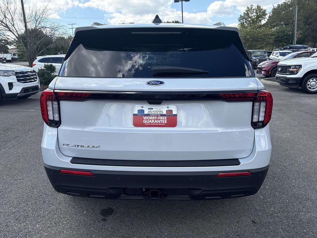 new 2025 Ford Explorer car, priced at $51,122