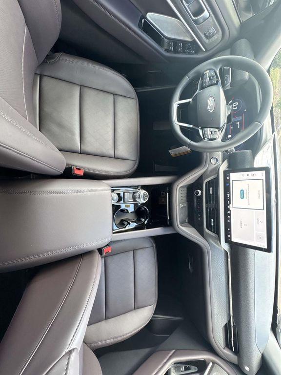 new 2025 Ford Explorer car, priced at $51,122