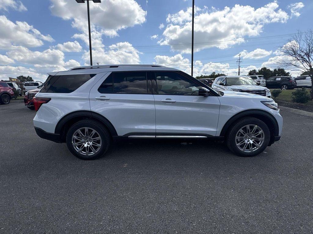 new 2025 Ford Explorer car, priced at $51,122