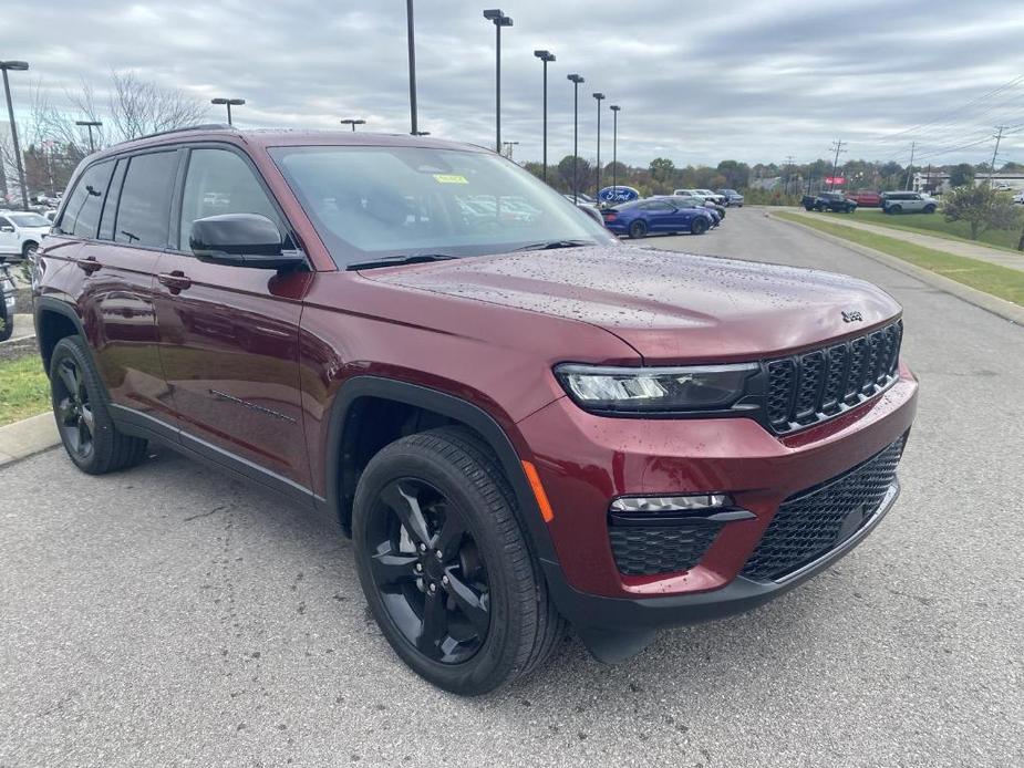 used 2023 Jeep Grand Cherokee car, priced at $38,444