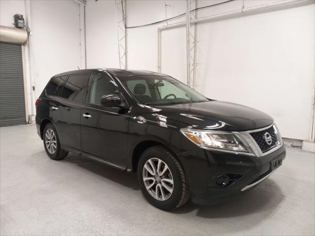 used 2015 Nissan Pathfinder car, priced at $11,000