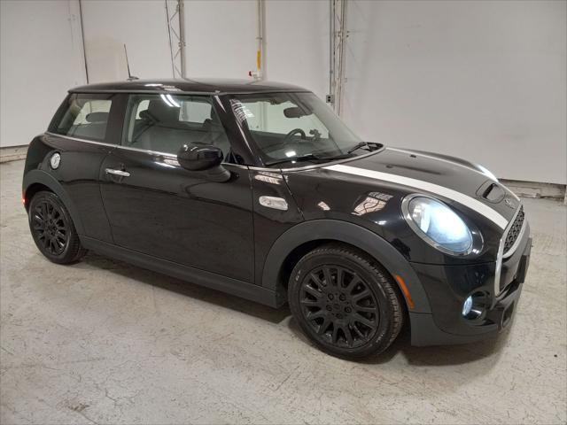 used 2020 MINI Hardtop car, priced at $13,992