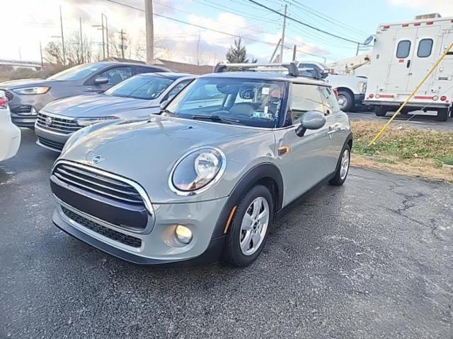 used 2019 MINI Hardtop car, priced at $13,992