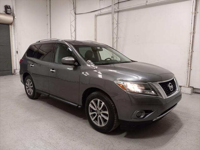 used 2016 Nissan Pathfinder car, priced at $10,542