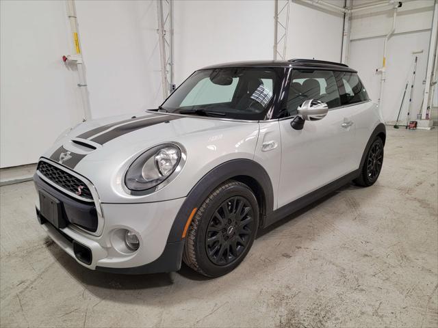 used 2018 MINI Hardtop car, priced at $16,542