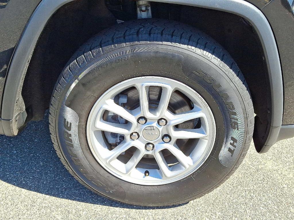 used 2020 Jeep Grand Cherokee car, priced at $21,624