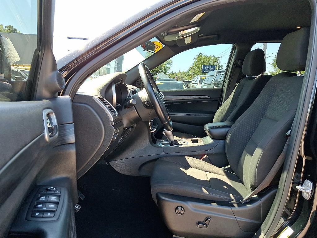 used 2020 Jeep Grand Cherokee car, priced at $21,624