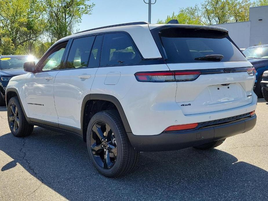 new 2024 Jeep Grand Cherokee car, priced at $48,935