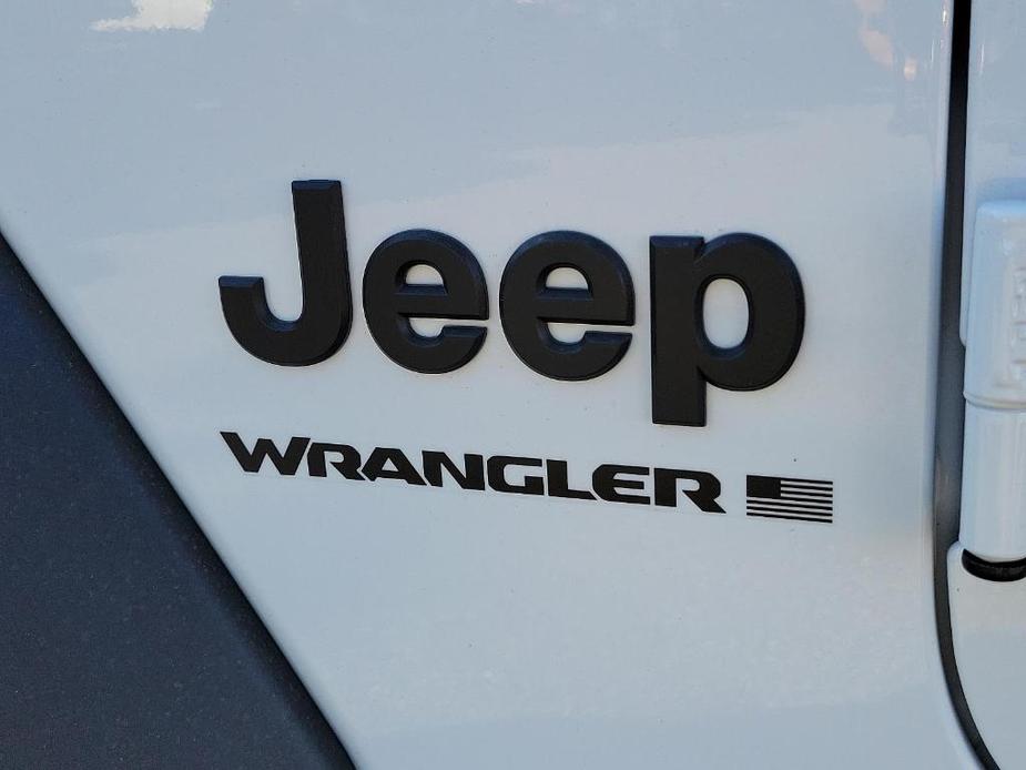 new 2024 Jeep Wrangler car, priced at $48,588