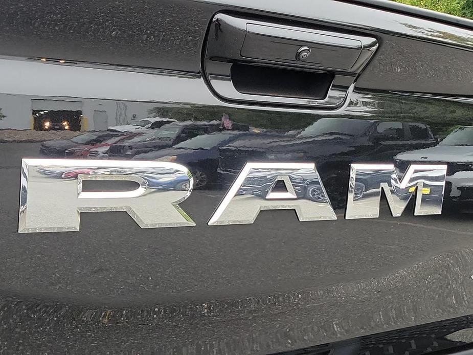 new 2025 Ram 1500 car, priced at $59,660