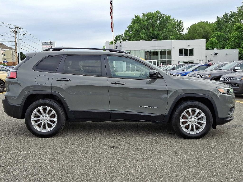 used 2022 Jeep Cherokee car, priced at $25,570