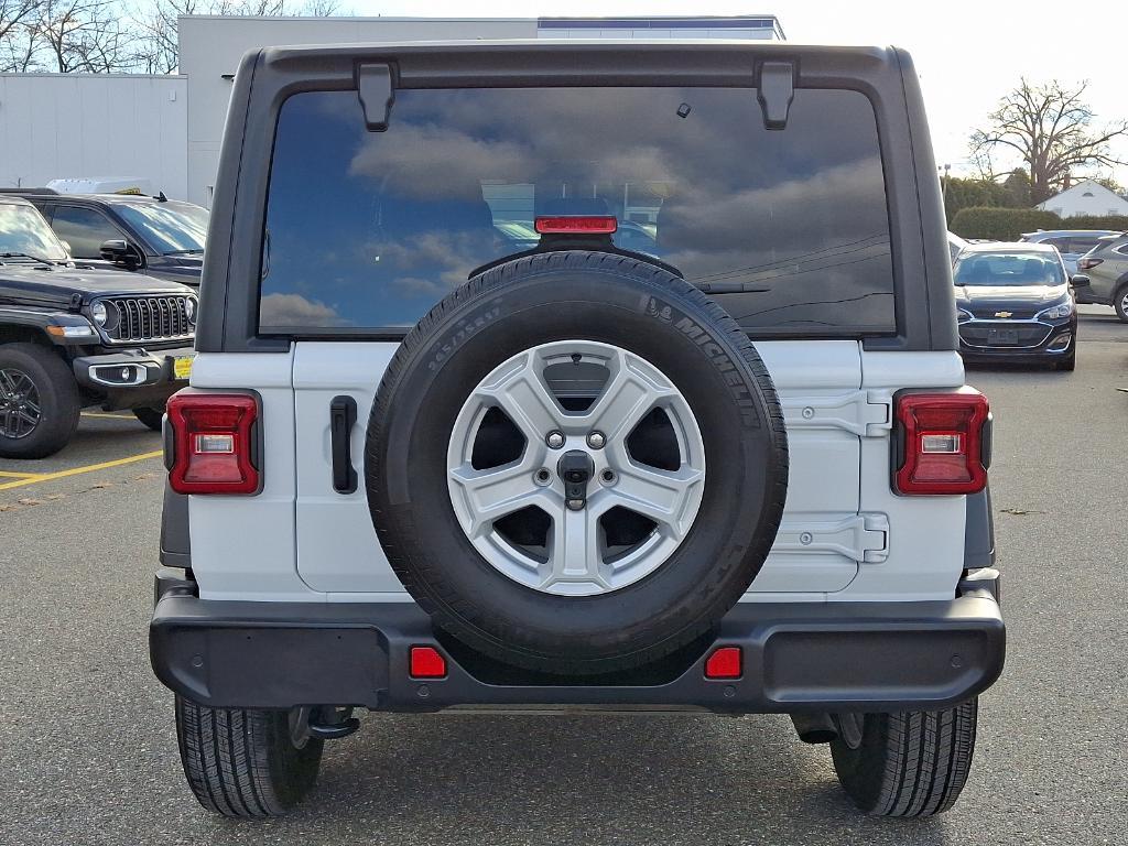 used 2021 Jeep Wrangler Unlimited car, priced at $30,995