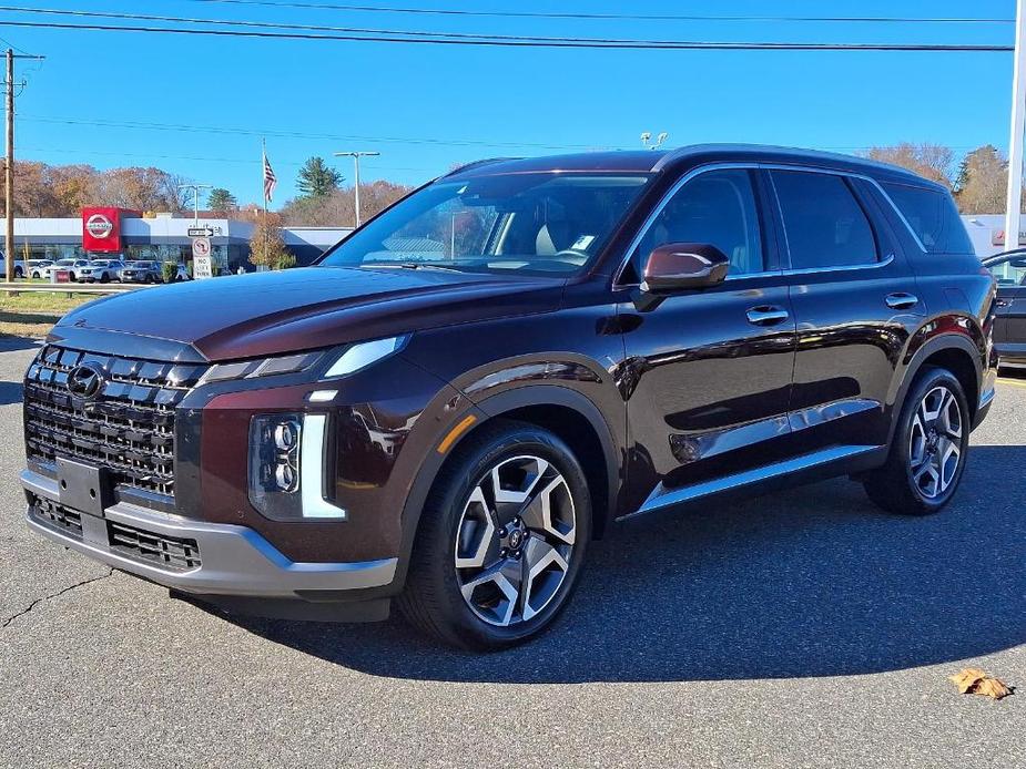 used 2024 Hyundai Palisade car, priced at $42,855