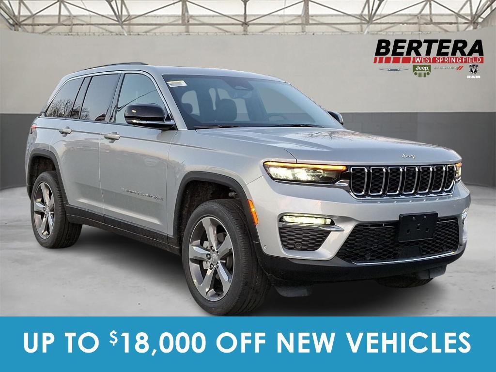 new 2025 Jeep Grand Cherokee car, priced at $52,130