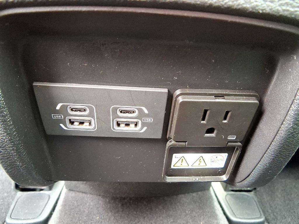 used 2022 Jeep Cherokee car, priced at $26,878