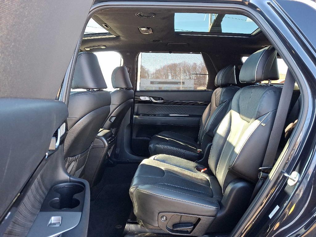 used 2023 Hyundai Palisade car, priced at $38,794