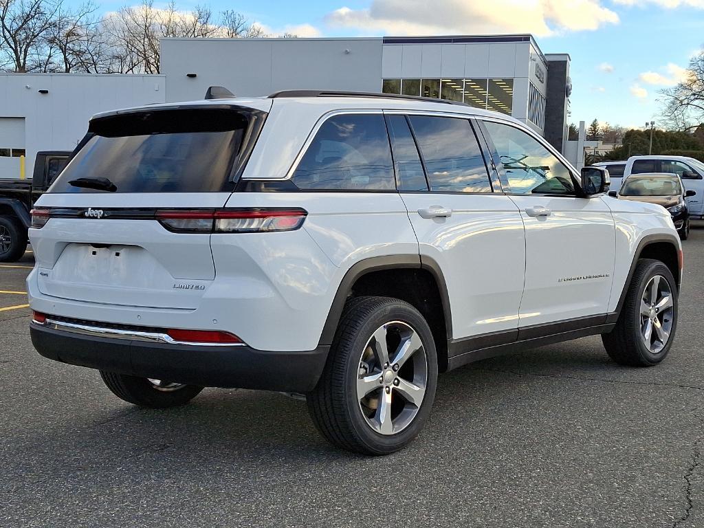 new 2025 Jeep Grand Cherokee L car, priced at $50,810