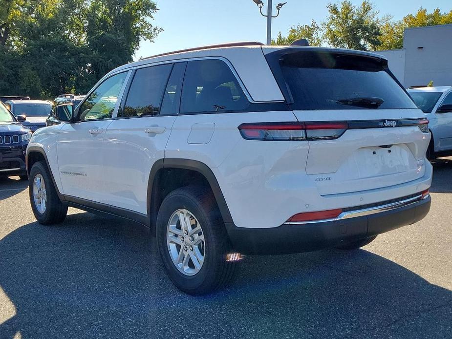 new 2024 Jeep Grand Cherokee car, priced at $41,976