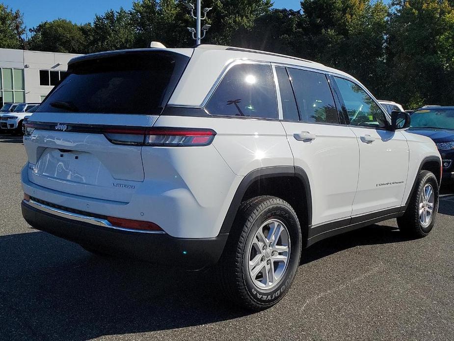 new 2024 Jeep Grand Cherokee car, priced at $41,976