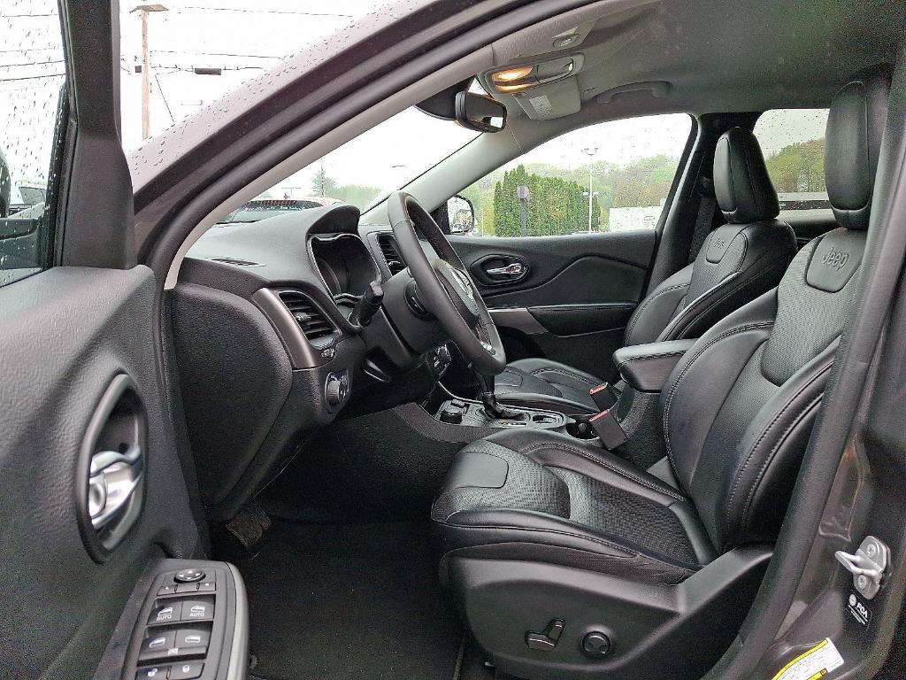 used 2022 Jeep Cherokee car, priced at $25,995