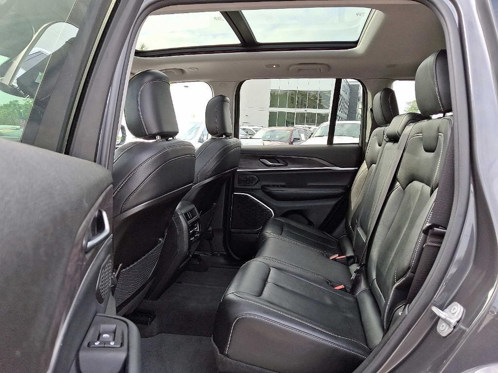 used 2022 Jeep Grand Cherokee car, priced at $29,966