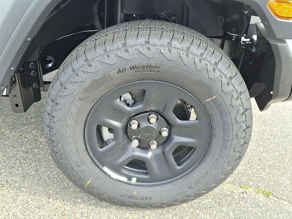 new 2025 Jeep Wrangler car