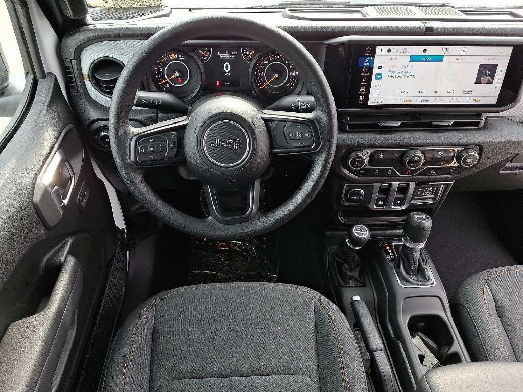 new 2025 Jeep Wrangler car