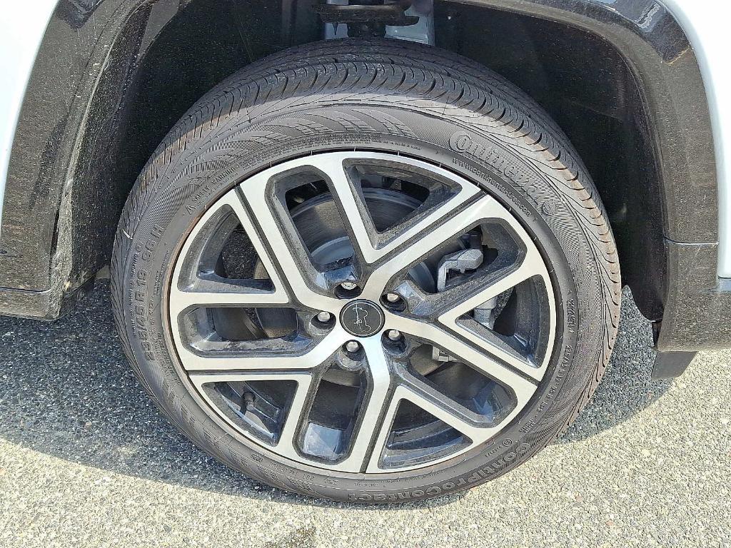 new 2025 Jeep Compass car, priced at $41,190