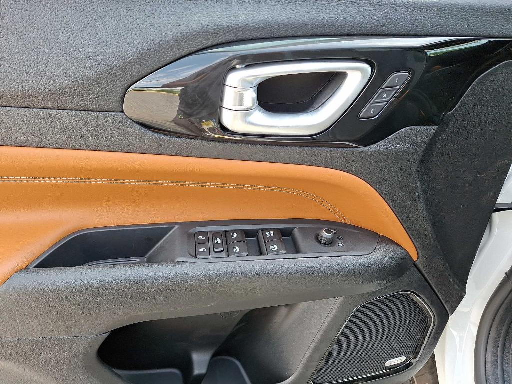 new 2025 Jeep Compass car, priced at $41,190