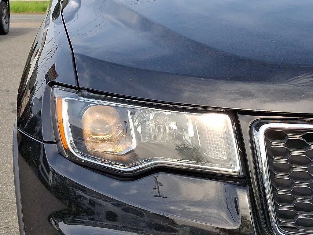 used 2018 Jeep Grand Cherokee car, priced at $17,953