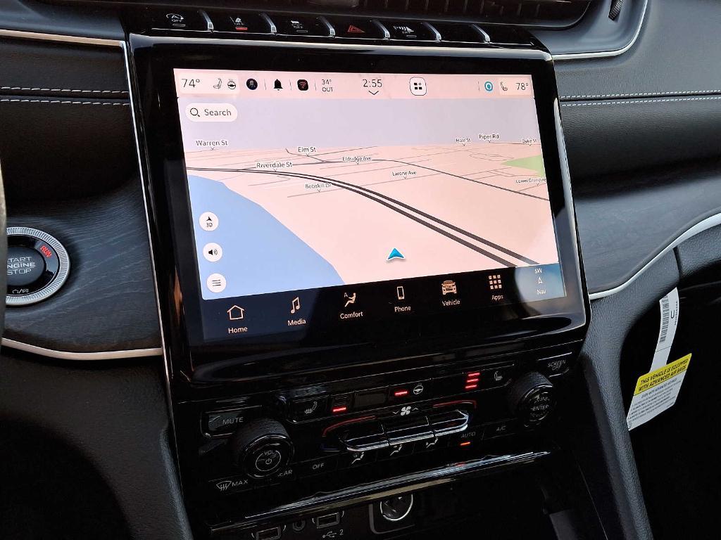 new 2025 Jeep Grand Cherokee car, priced at $48,535