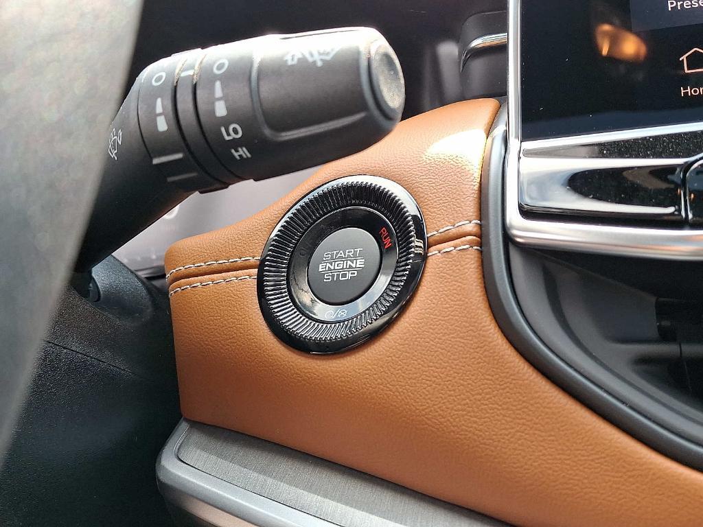 new 2025 Jeep Compass car, priced at $37,896