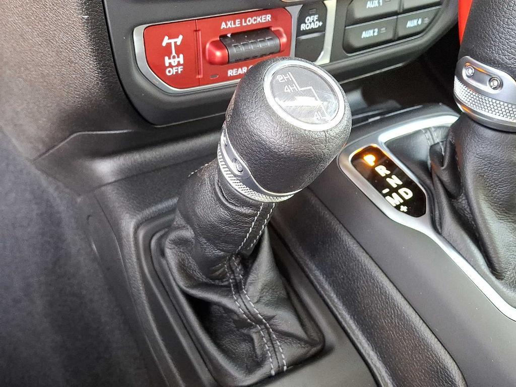 new 2025 Jeep Gladiator car, priced at $49,346