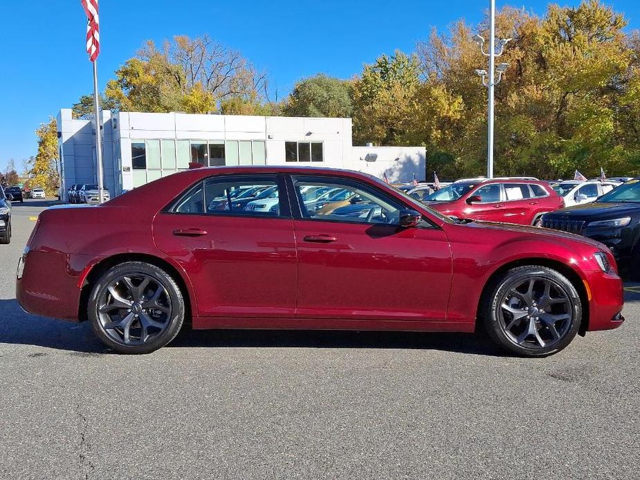 used 2022 Chrysler 300 car, priced at $25,993