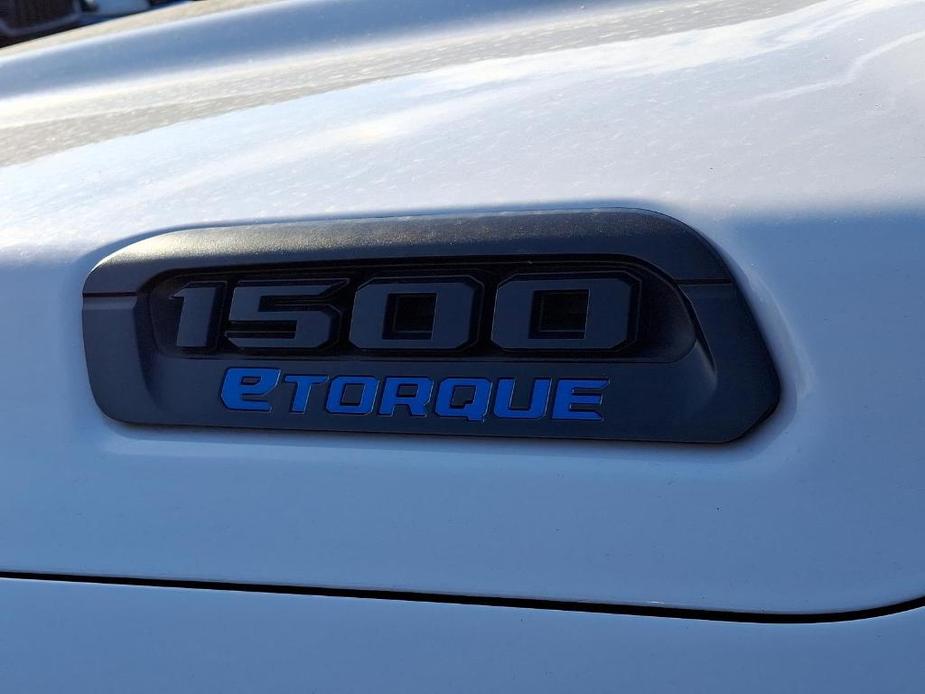 new 2025 Ram 1500 car, priced at $57,162