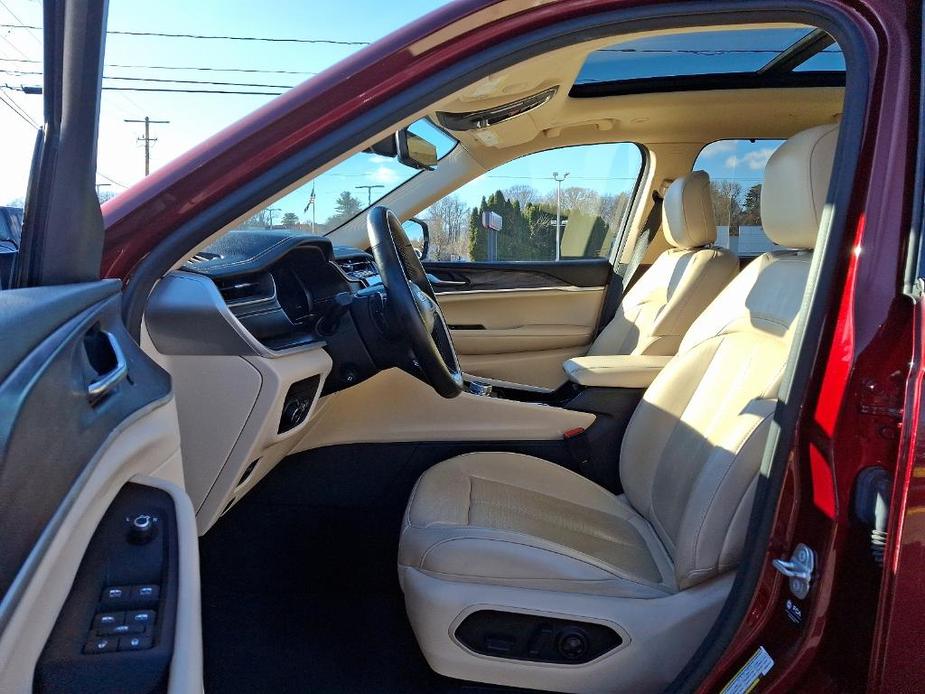 used 2022 Jeep Grand Cherokee L car, priced at $31,990